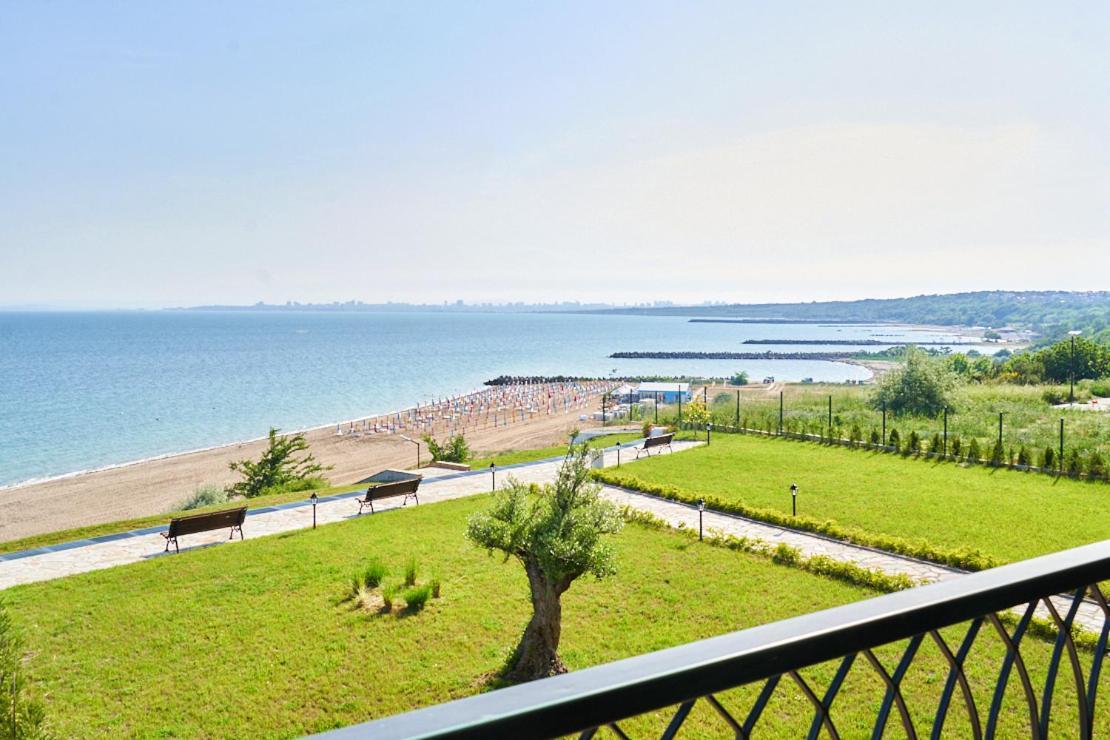 Burgas Beach Resort 2 Apartments Buitenkant foto